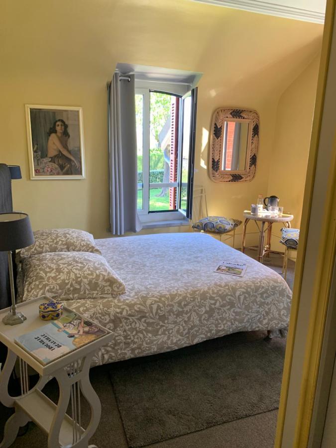 La Villa Des Rosiers Cricquebœuf 외부 사진
