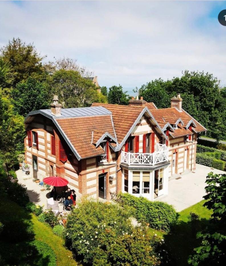La Villa Des Rosiers Cricquebœuf 외부 사진