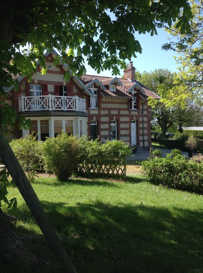 La Villa Des Rosiers Cricquebœuf 외부 사진